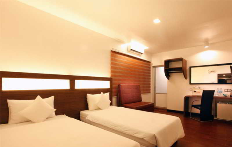 Clover City Center Hotel Yangon Exterior photo